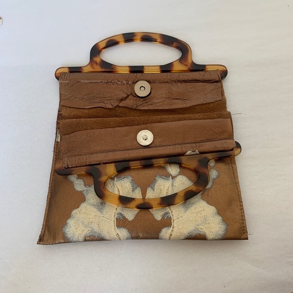 Bronze Splatter Paint Clutch - Picture 3 of 3